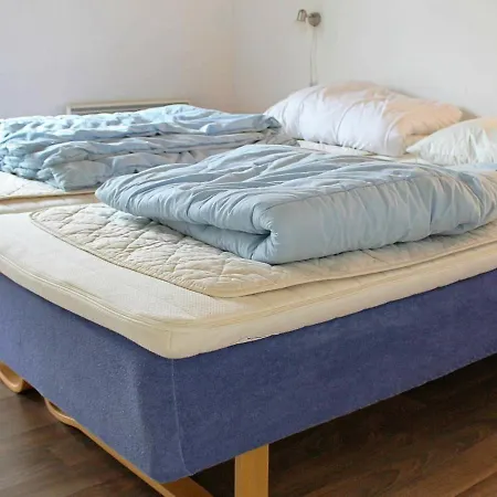 10 Person Holiday In * Hasle